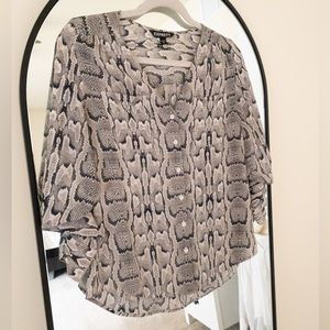 XS Express Python Button-down with adjustable sleeves